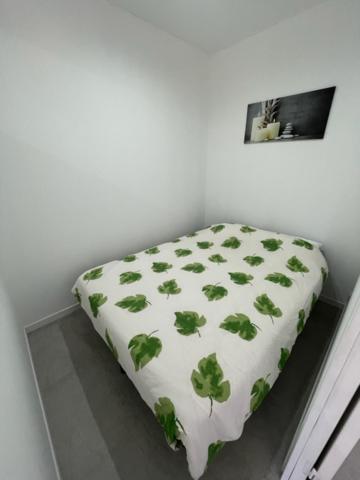 Appartement 30 M2, Piscine Et Parking Prive Mouans-Sartoux Exterior foto