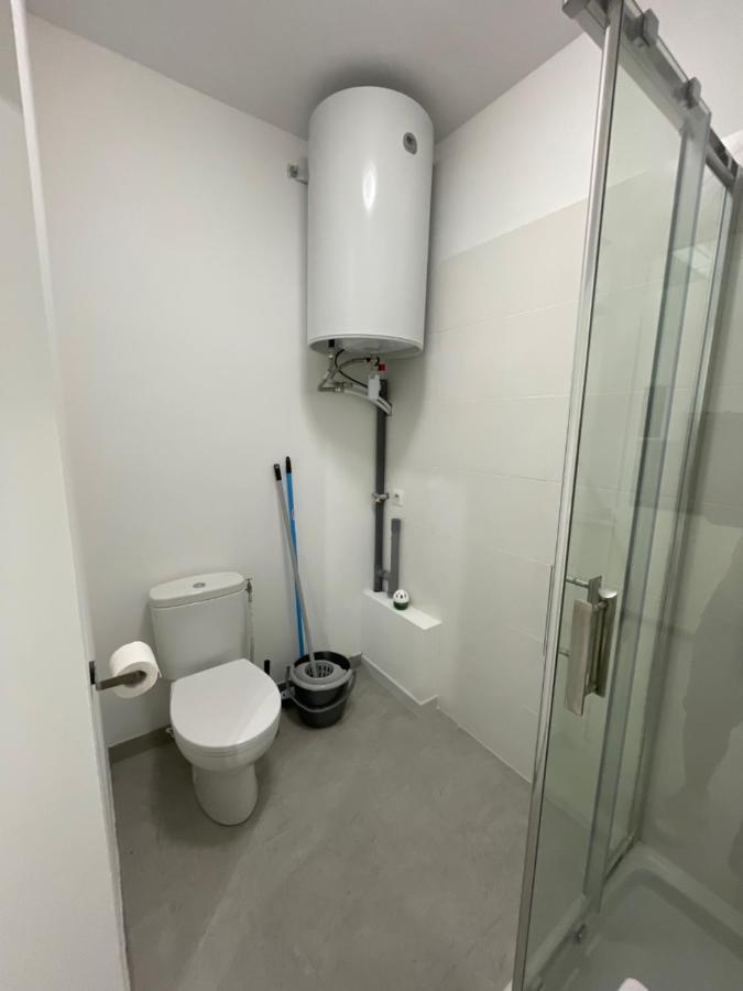 Appartement 30 M2, Piscine Et Parking Prive Mouans-Sartoux Exterior foto
