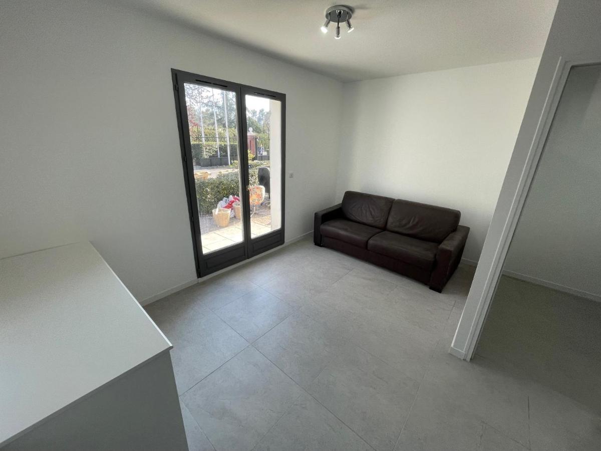 Appartement 30 M2, Piscine Et Parking Prive Mouans-Sartoux Exterior foto