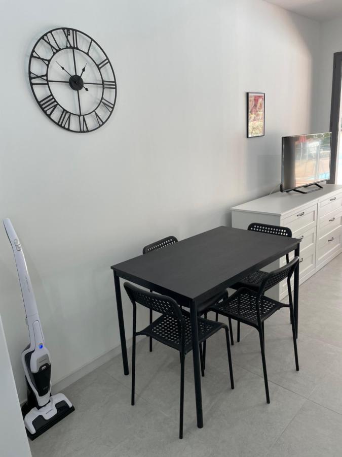 Appartement 30 M2, Piscine Et Parking Prive Mouans-Sartoux Exterior foto